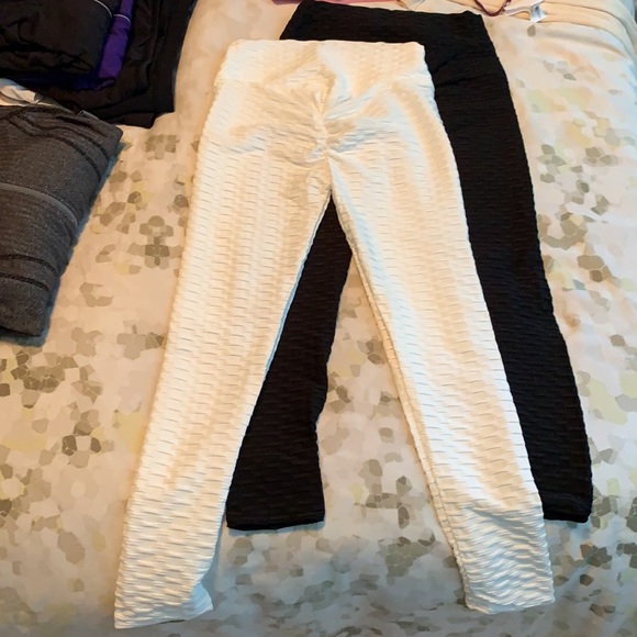 White Scrunch Butt (Magic butt pants!) - Picture 2 of 3